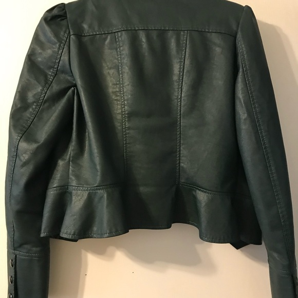 Faux leather hunter green cropped jacket - Picture 2 of 5